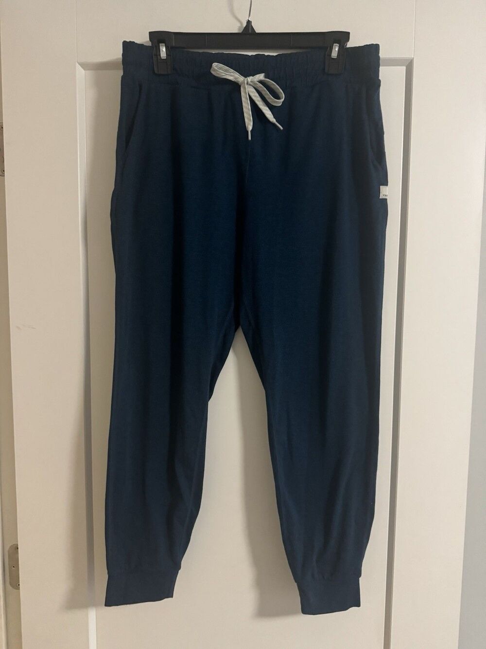 Vuori Women's Performance Jogger Pants M Teal Green Blue DreamKnit VW303